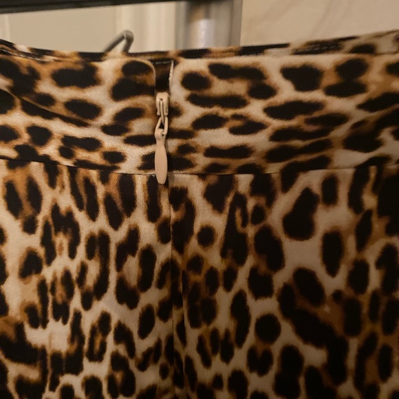 NEW Worthington Animal Print Skirt - Picture 7 of 7